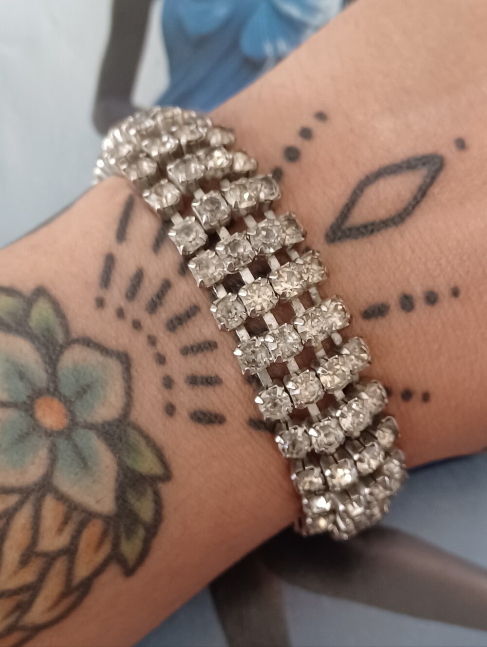 Vintage 4-Row Rhinestone Bracelet 💫